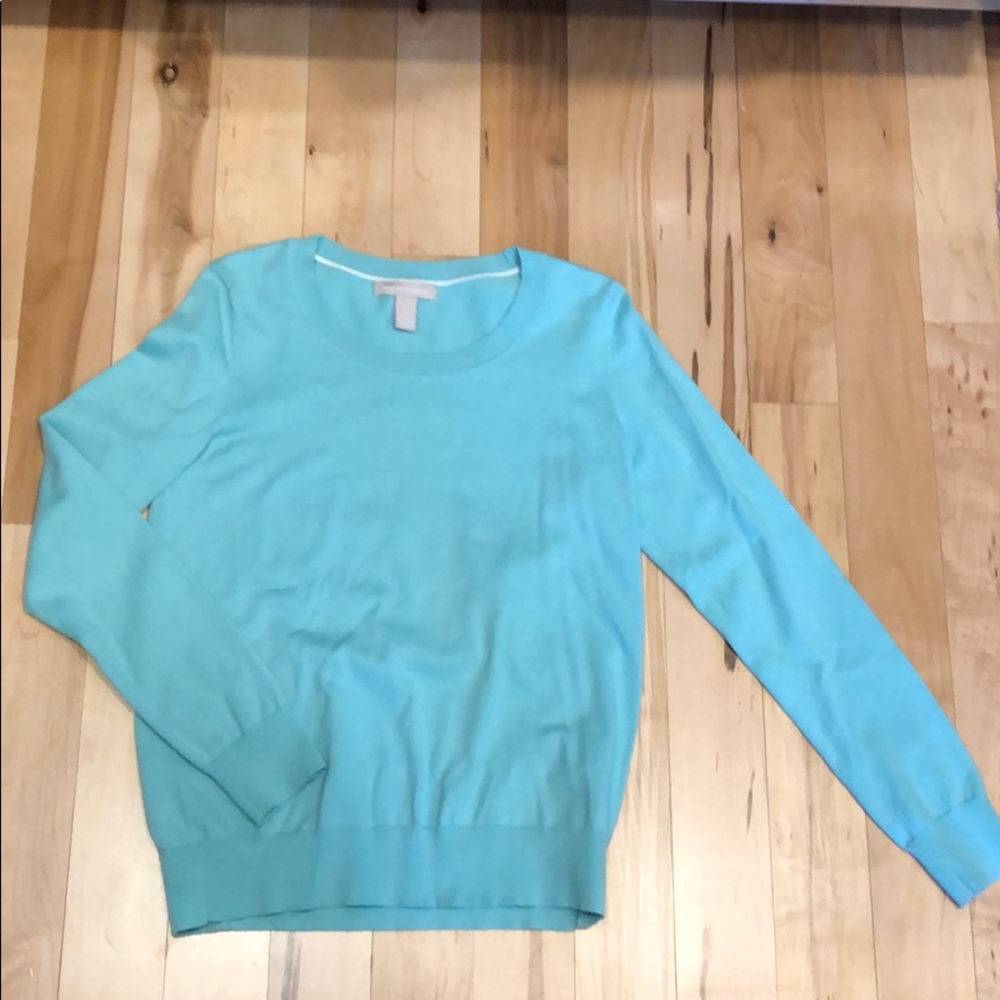 Banana Republic mint colored sweater
